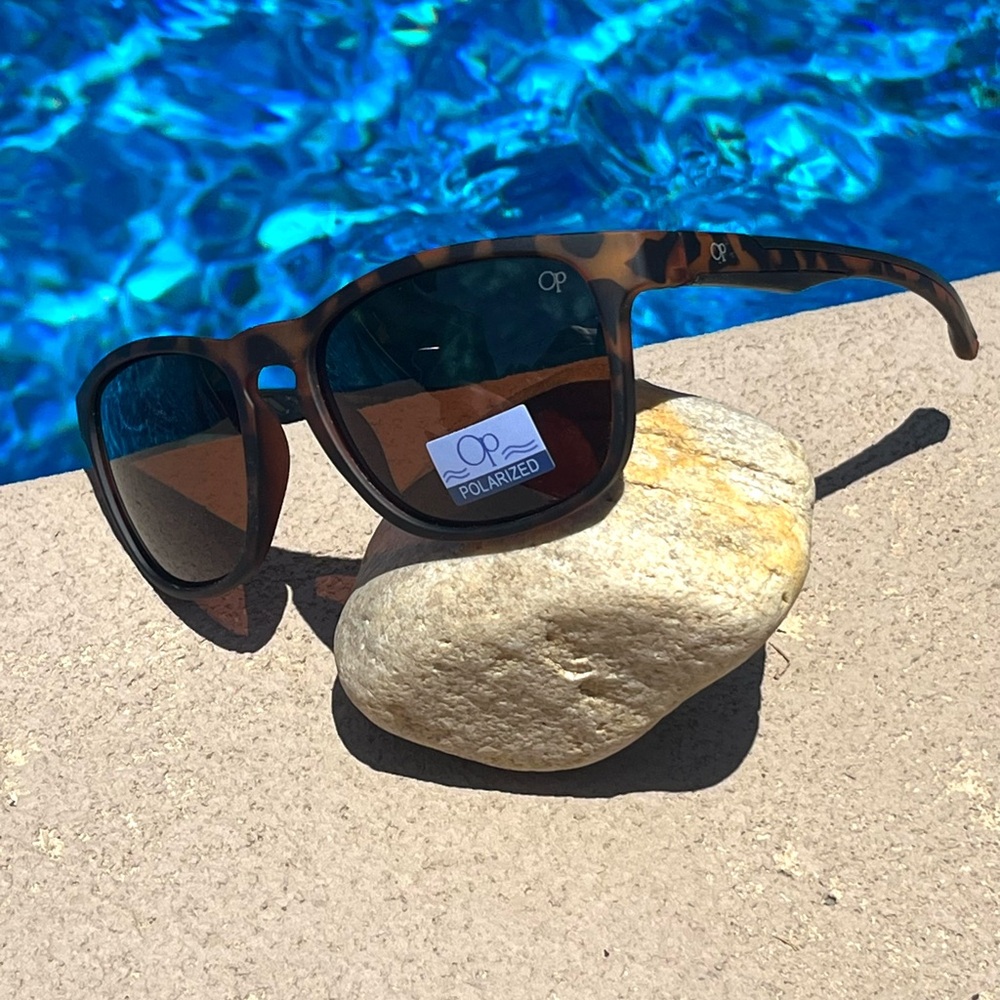 Op Ocean Pacific Polarized Wayfarer Style Sunglasses